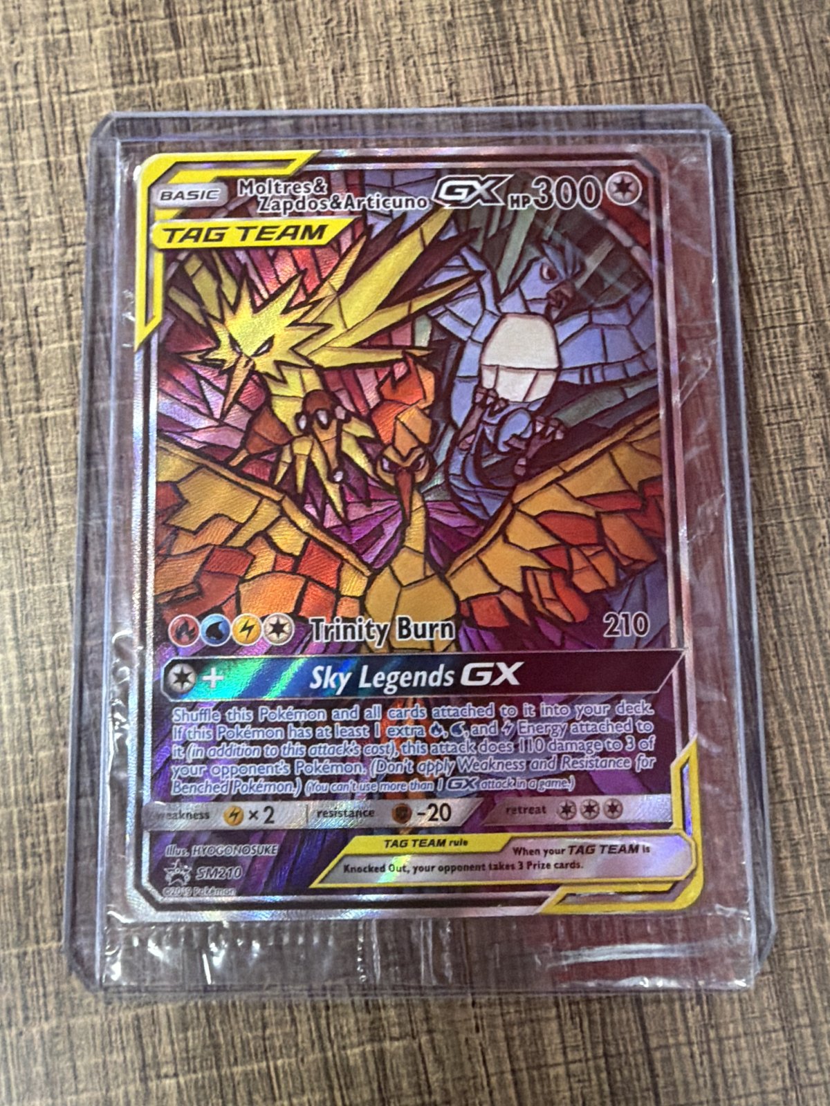 2019 Pokémon Moltres Zapdos Articuno GX # SM210 Stained Glass Promo Sealed